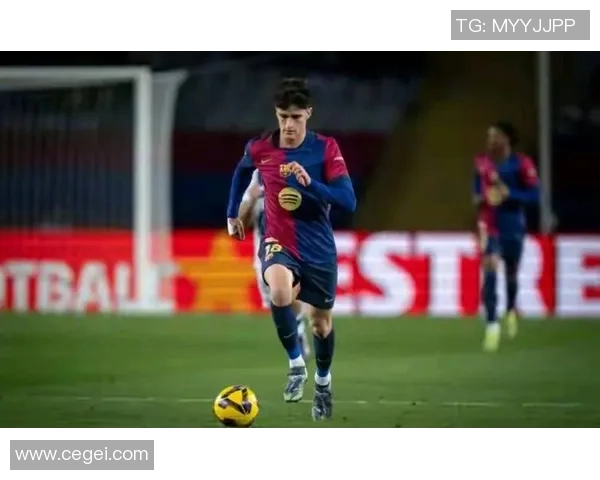 意甲激战本菲卡大胜巴萨红牌事件引发全场热议与转会传闻