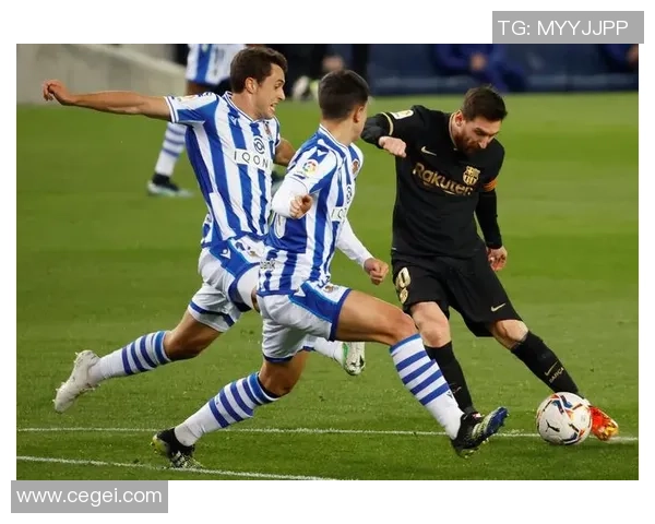 英超精彩对决拜仁4-0大胜本菲卡战术解析与比赛瞬间回顾