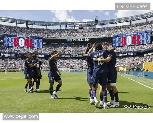 切尔西与巴黎圣日耳曼友谊赛战平点球大战精彩瞬间回顾与战术分析