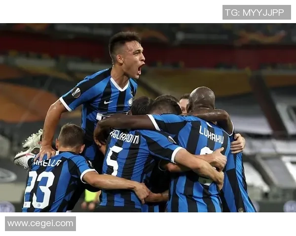 德甲激战：皇马逆转AC米兰四比三全场沸腾赛后点评引发热议