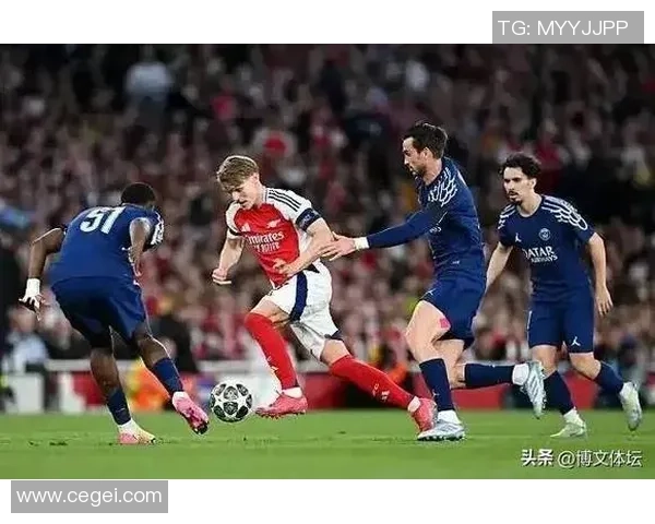 中超精彩对决巴黎圣日耳曼与阿森纳战成平局绝杀瞬间引发全场欢呼