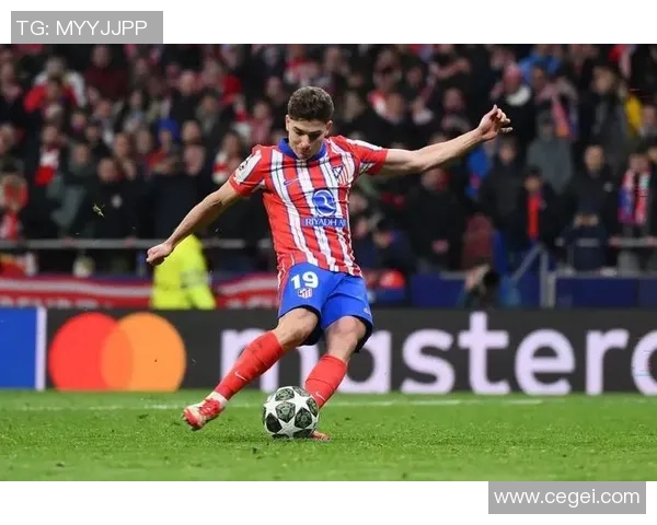 德甲焦点战平局收官皇马多特蒙德点球大战引发全场狂欢 德甲焦点战平局收官皇马多特蒙德点球大战引发全场狂欢