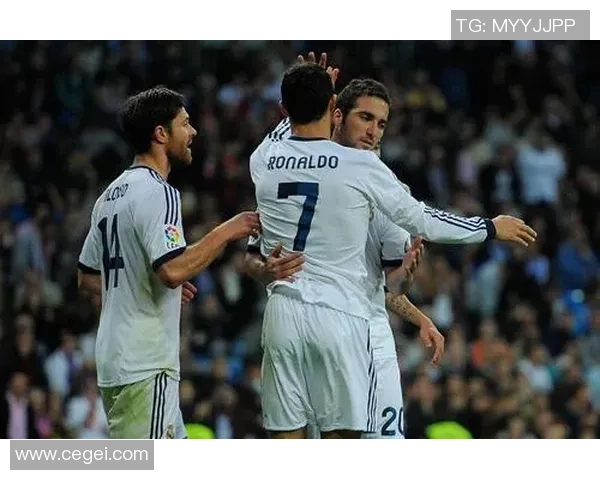 皇马友谊赛小胜波尔图全场精彩瞬间回顾与数据分析