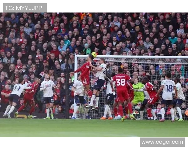 利物浦在足总杯中大胜莱比锡五球狂潮与帽子戏法引发全场狂欢