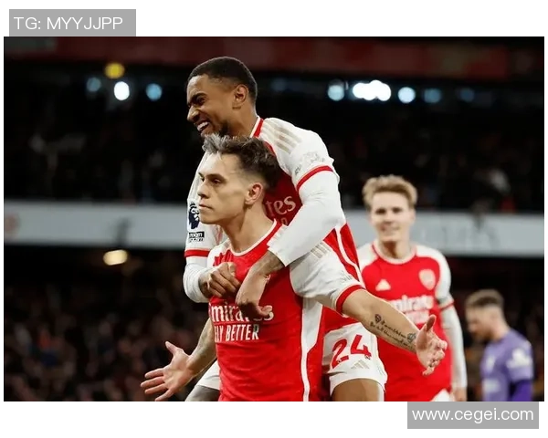 尤文图斯大胜阿森纳6-2赛场瞬间引发热烈讨论与焦点分析