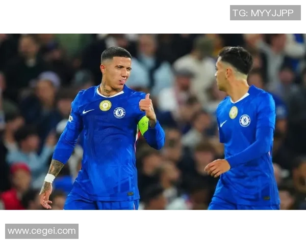 欧冠激战：里昂与切尔西战成平局十大精彩进球回顾引爆全场气氛